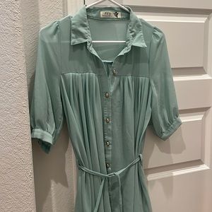Tunic pleated top sage green